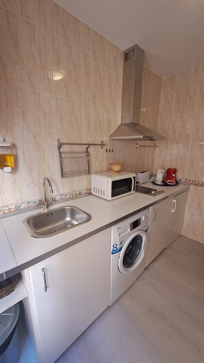 公寓, 2 間臥室, 陽台, 城市景觀 | 私人廚房