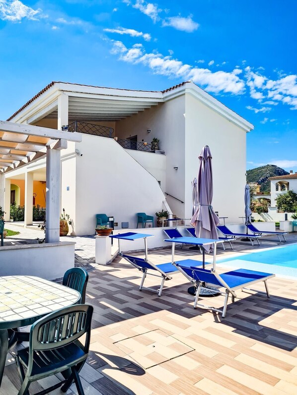 Outdoor dining - Guesthouse Bellavista Posada (Posada)