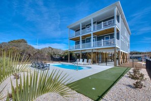 Exterior - Inn Shore You: Ocean View Home, Private Pool, Putting Green (Oak Island)