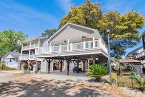 Exterior - Beachside Bliss, Pool Access, Porch and Outdoor TV (Myrtle Beach)