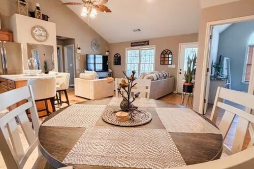 Judith’s Nest, Dahlonega, Entire home