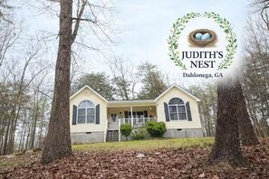 Exterior - Judith’s Nest, Dahlonega, Entire home (Dahlonega)