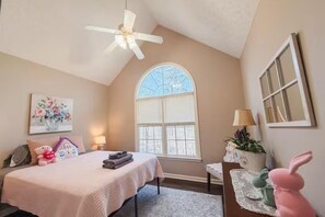 Room - Judith’s Nest, Dahlonega, Entire home (Dahlonega)