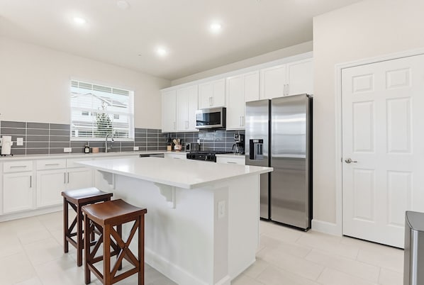 Microwave, oven, stovetop, dishwasher