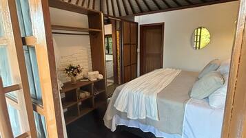 Chalet, menghadap laut