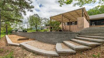 Enceinte de lâhĂ©bergement