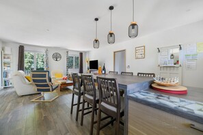 Dining - Escape, Relaxation, Spa, Pet-Friendly (Pompignan)