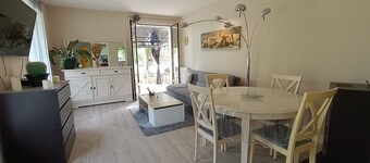 Single-storey house + jacuzzi 6 people 3 bedrooms with 600 m² garden