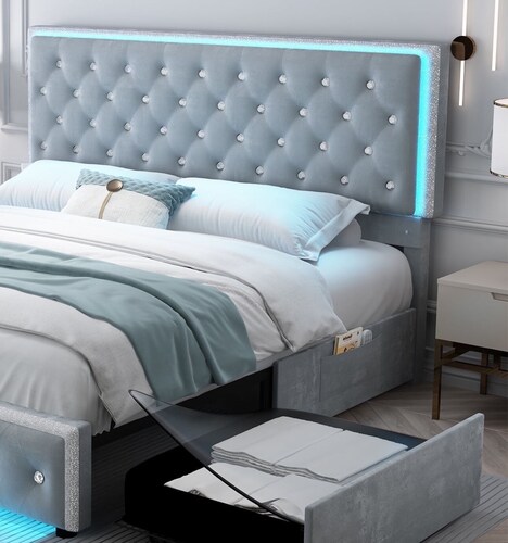 CozyVibe Stay - Queen Bedroom