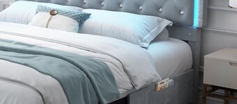 CozyVibe Stay - Queen Bedroom