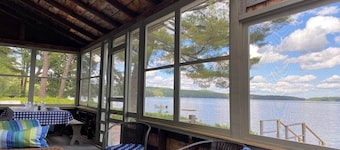 Camp Avalon - Historic Waterfront, 3 cabins