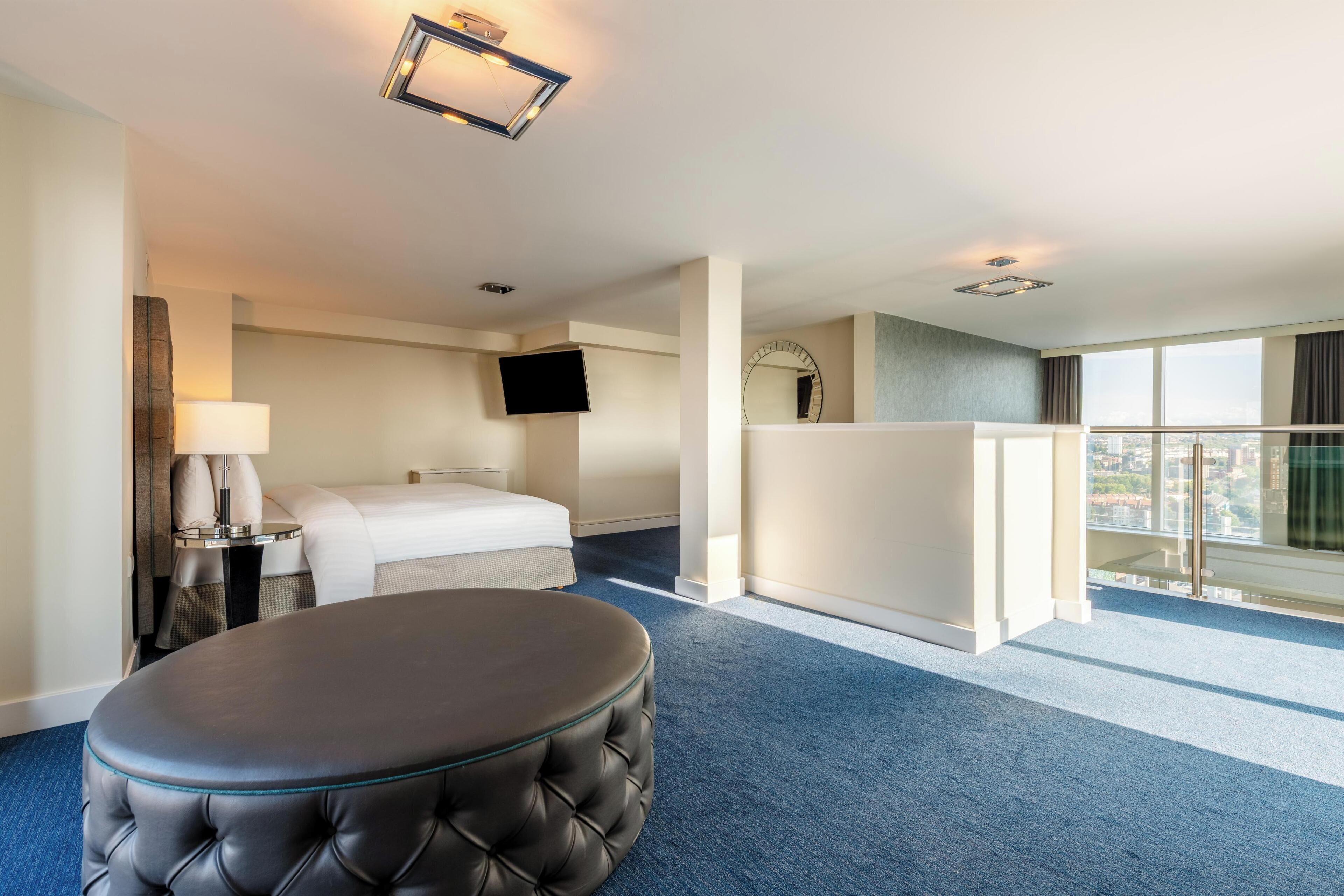 Suite ejecutiva, balcón, vista al puerto