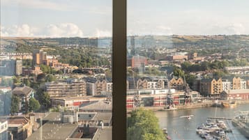 Executive-Suite, Balkon, Hafenblick | Innenbereich