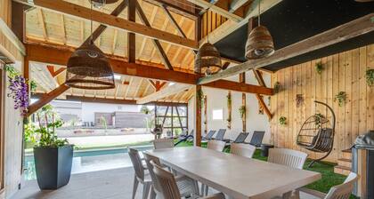 Gîte kymsourit: Spacious 4-Star Cottage with Pool and Sauna