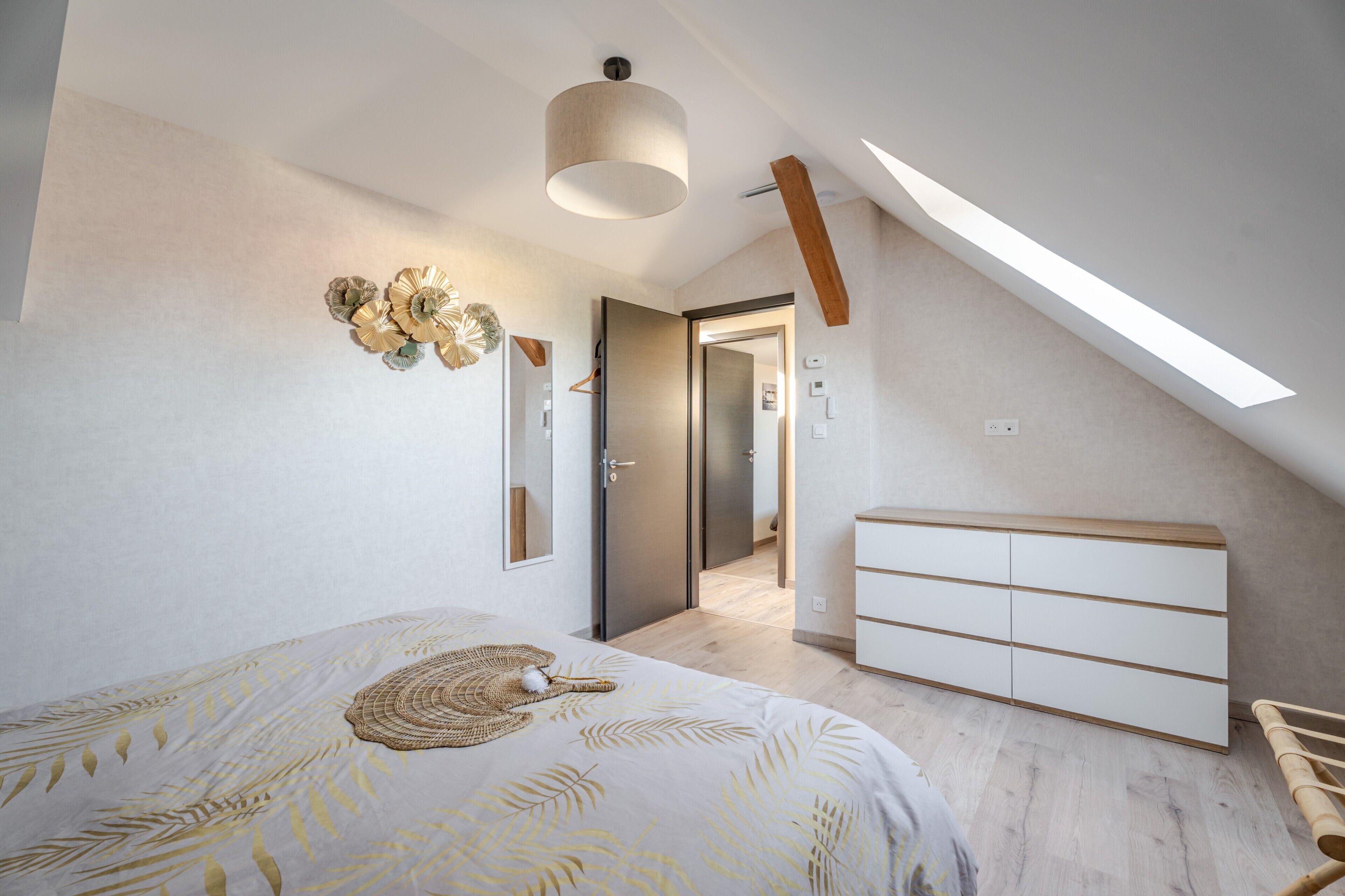 4 Schlafzimmer, Bügeleisen/Bügelbrett, WLAN, Bettwäsche