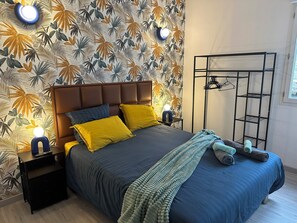 Quarto casal, vista para o jardim