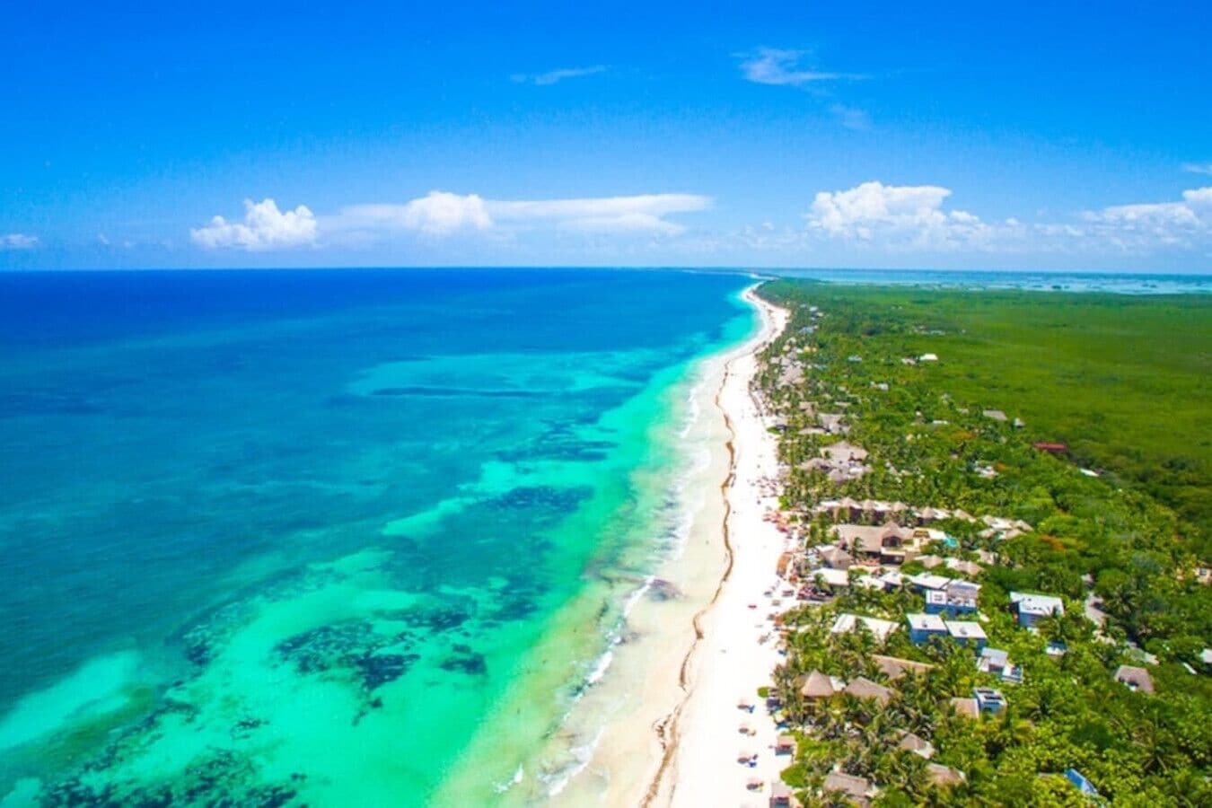 Una spiaggia nelle vicinanze