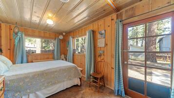 5 chambres, fer et planche Ă repasser, Wi-Fi, draps fournis