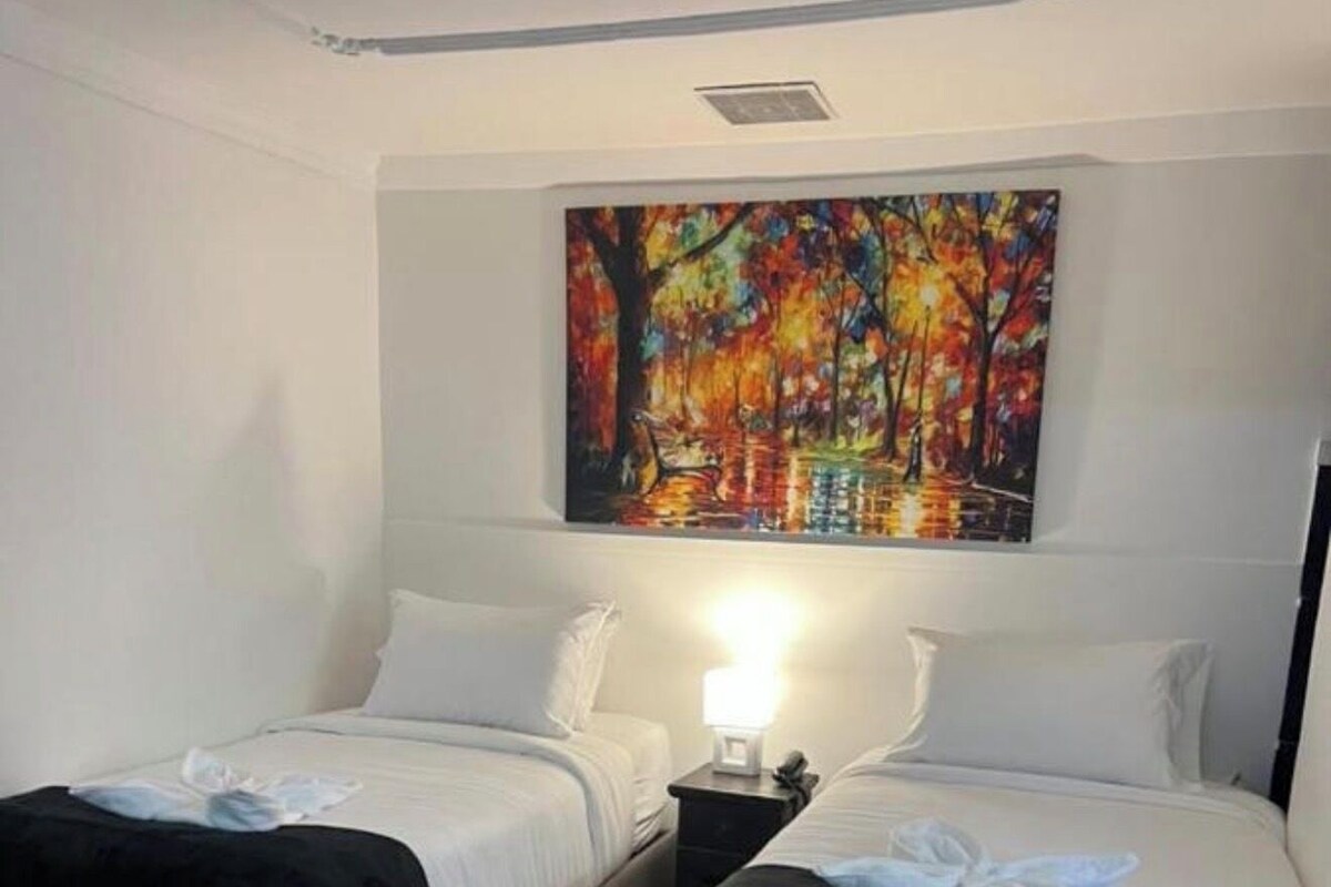 Deluxe Twin Room, City View | Free WiFi