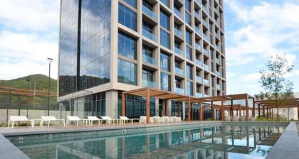 ¡Luxury in Distrito Armida! 3 guests + Wifi & Pool
