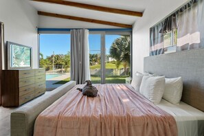 2 Schlafzimmer, Schreibtisch, Bügeleisen/Bügelbrett, WLAN