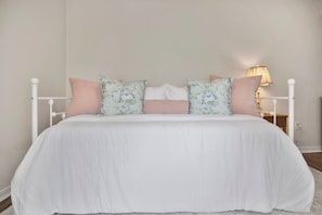 3 Schlafzimmer, Bügeleisen/Bügelbrett, kostenloses WLAN, Bettwäsche