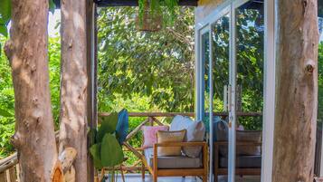 Deluxe Garden View Room | Sacada