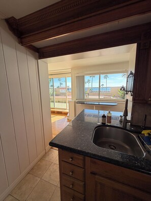 Interior - Large cozy 1 /1 Ocean View with large deck and walking distance the Beach & DT (Laguna Beach)