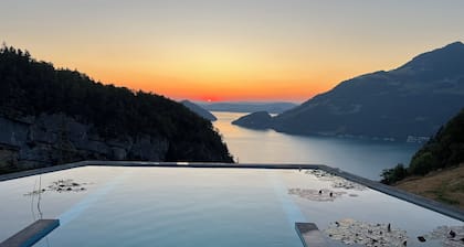 Villa Tauris Lake Lucerne for 4 Guests