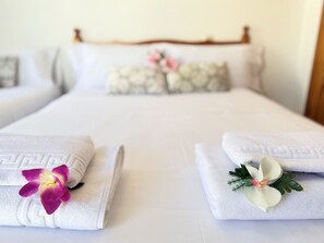 3 bedrooms, iron/ironing board, free WiFi, bed sheets - Villa Lison By Gloove (La Mata)