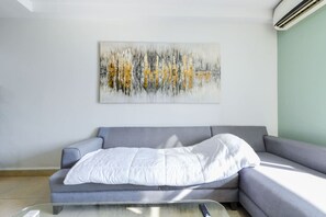 Living area - ¡De Lujo en Zona Sur! 4 camas + Wifi 5ppl 2BR|1br (Monterrey)