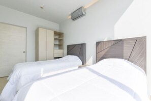 Room - ¡De Lujo en Zona Sur! 4 camas + Wifi 5ppl 2BR|1br (Monterrey)