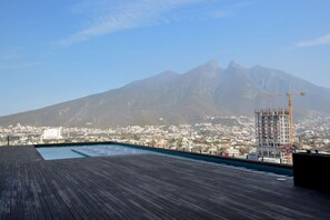 Pool - Luxury Apartment near ITESM - 5 beds 6 people (Monterrey)