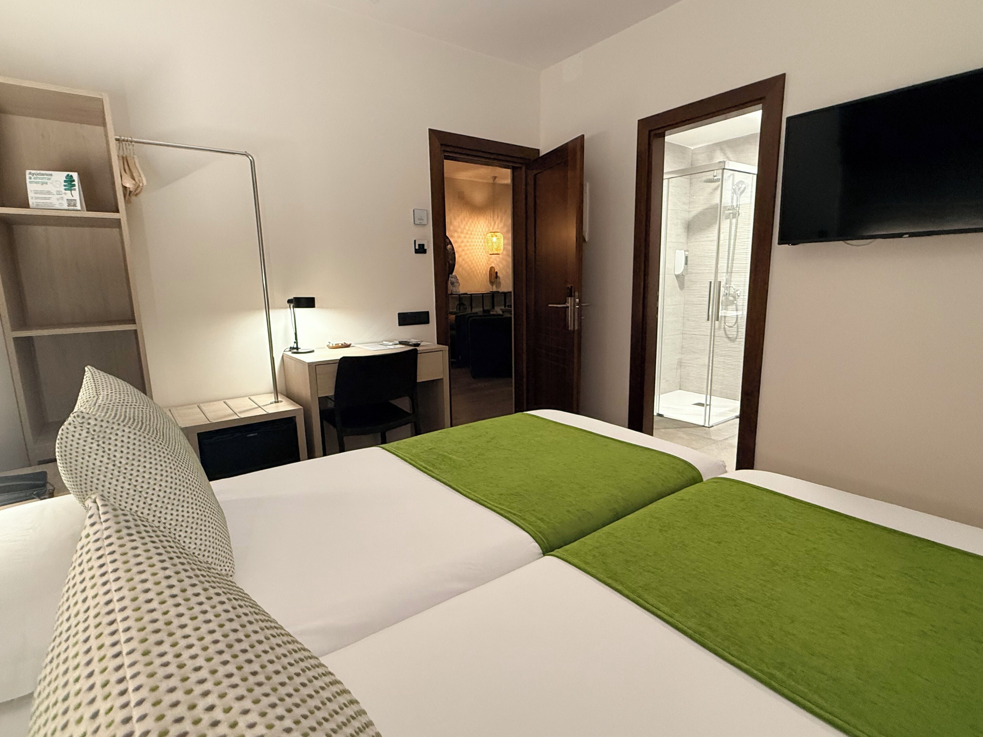 Standard Twin Room, City View