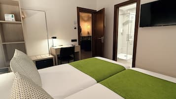 Standard Twin Room, City View