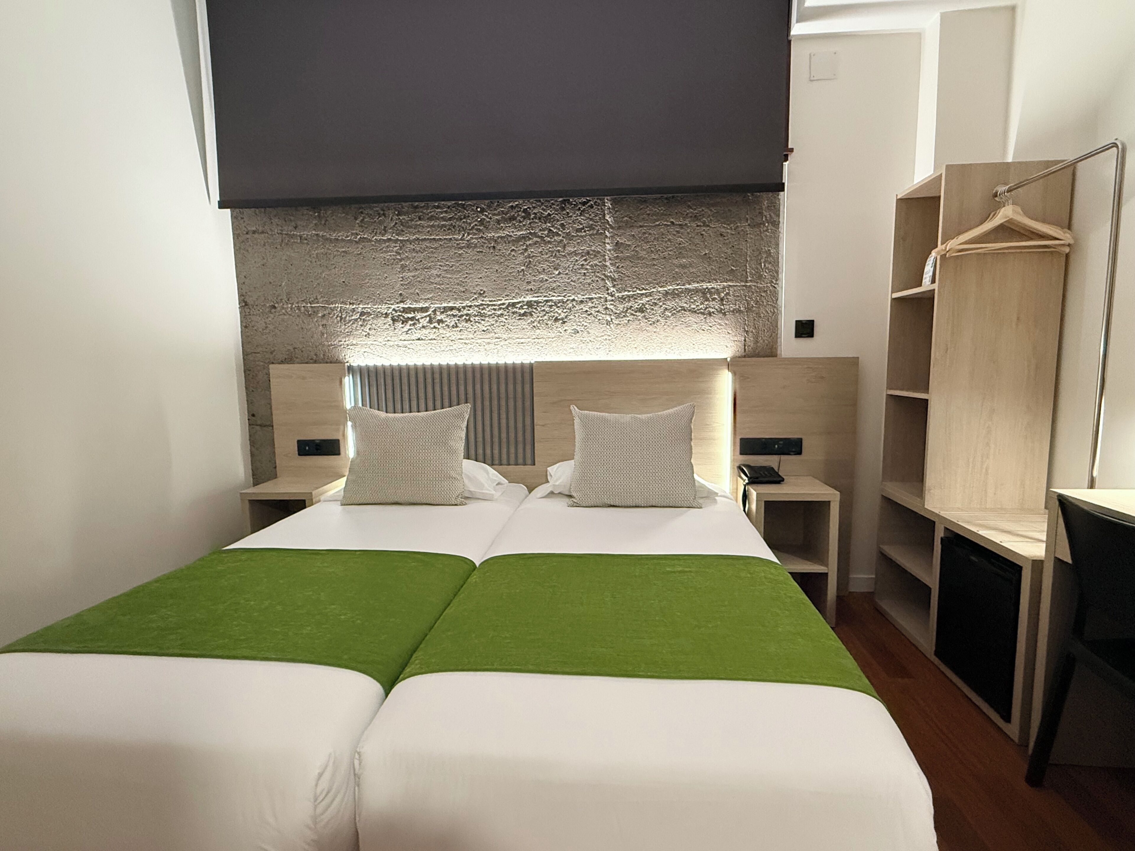 Standard Twin Room, City View