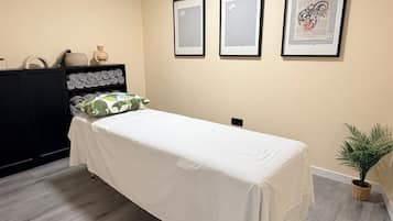 Massage in accommodation