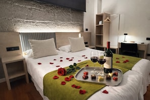 Standard Twin Room, City View | Down comforters, minibar, desk, laptop workspace - SAHERA HOTEL BOUTIQUE (Telde)