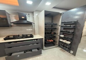 Private kitchen - Stella homestay-Yashobhoomi with Rooftop (Delhi)