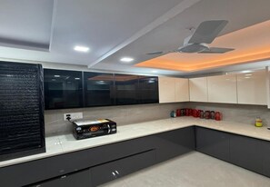 Private kitchen - Stella homestay-Yashobhoomi with Rooftop (Delhi)