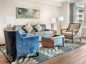 TV - Ocean Oak Resort! Two-bedroom condo on the beach with oceanfront pool! (Hilton Head Island)