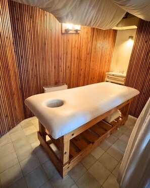 Sauna, masajes