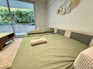1 bedroom, iron/ironing board, WiFi, bed sheets - Between Sea and Lagoon – 2-Room Apartment in Sète (Sète)