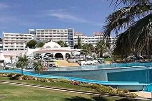 Pool - August 2026 - 
Weeks available for holidays in Albufeira / Algarve (Albufeira)