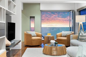 Books - Open Horizon Postcard Ocean Views and Sauna (Glenelg South)
