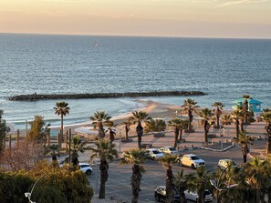 Beach - Beautiful Sea View Apartment in Ashkelon (Ashkelon)