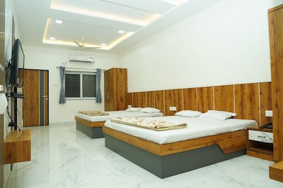 Hotel Shriram Nivas Lodging