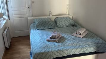 2 bedrooms, Internet, bed sheets