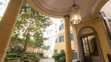 Apartment | Exterior