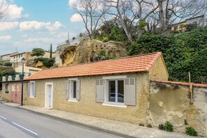 Exterior - Le Rocher des Dentelles - Proche du Mont-Ventoux (Beaumes-de-Venise)